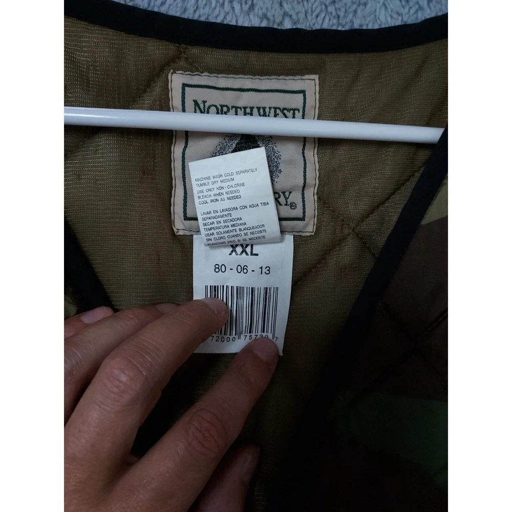 Northwest Territory Hunting Vest Mens 2XL XXL Quilted Full Zip Insulated Camo